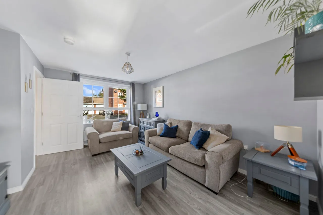 Dallas Drive, Great Sankey, WA5, photo 11