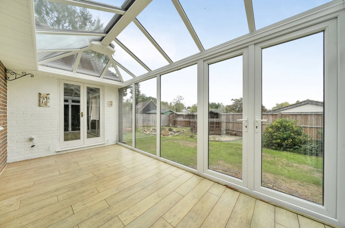 Coldwaltham, RH20, photo 6