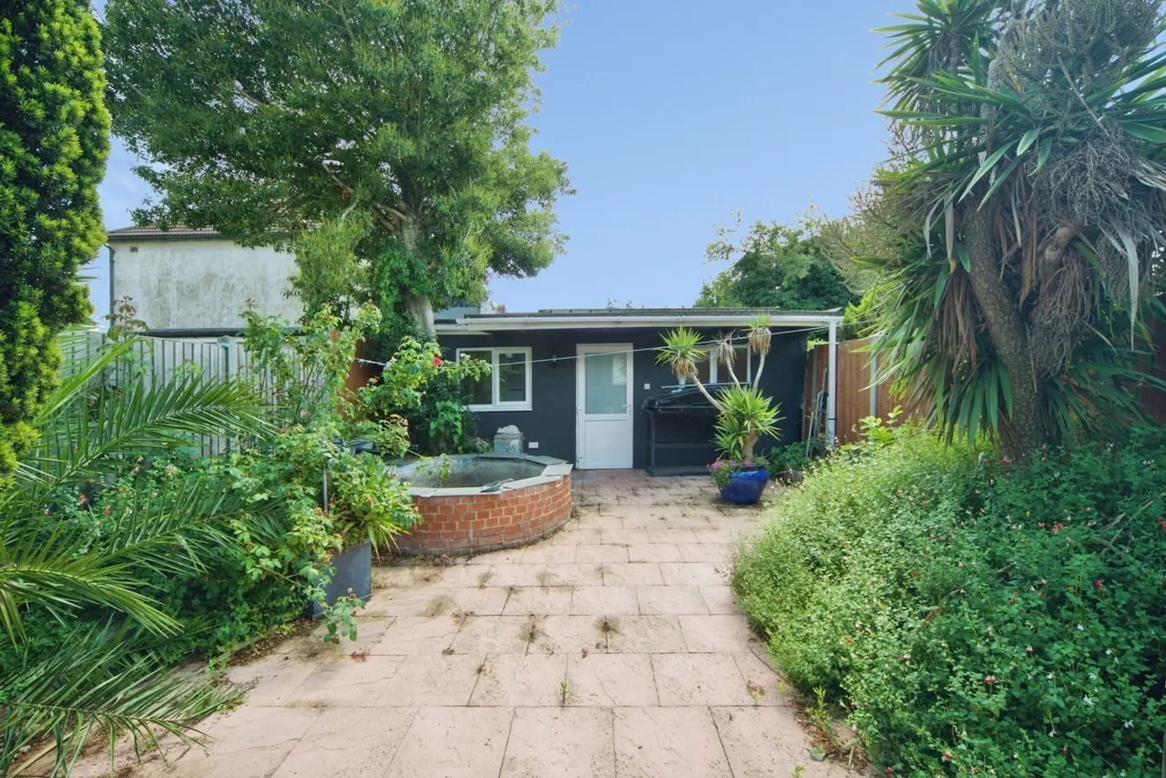 Lamberhurst Road, Dagenham, Essex, RM8, photo 14