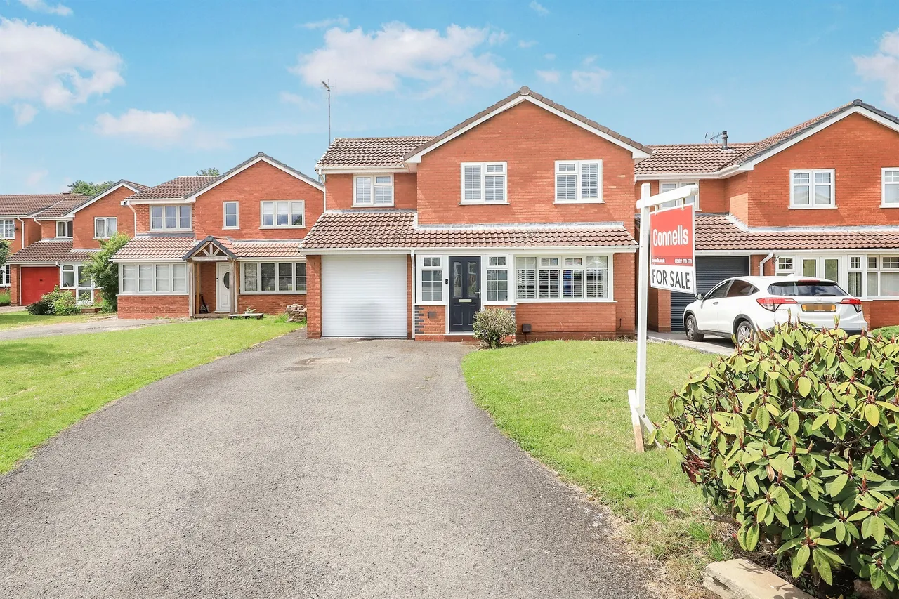 Primrose Gardens, Featherstone, WV10, photo 17