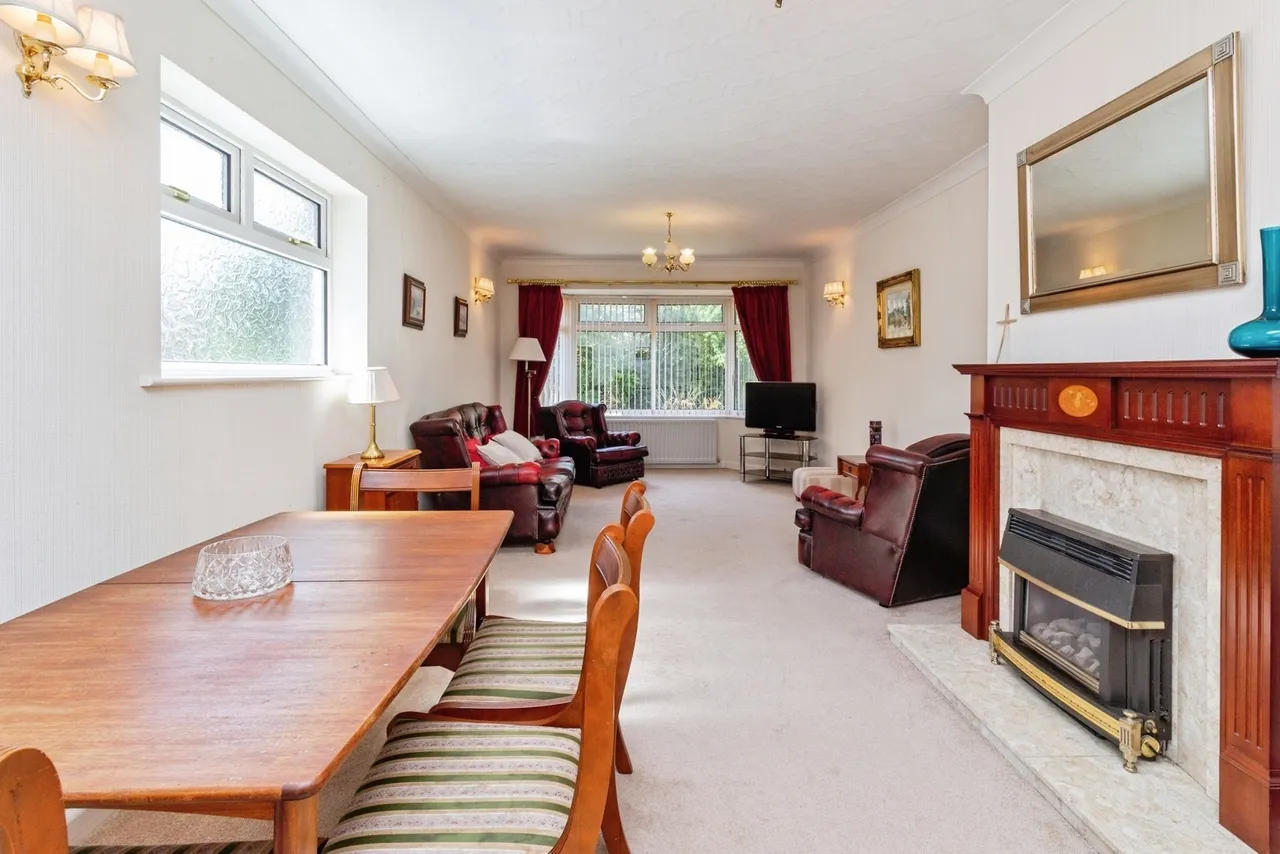 Roe Lane, NEWCASTLE, Staffordshire, ST5, photo 3