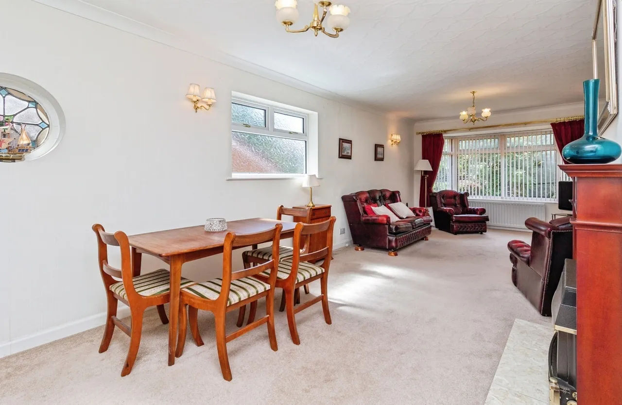 Roe Lane, NEWCASTLE, Staffordshire, ST5, photo 2