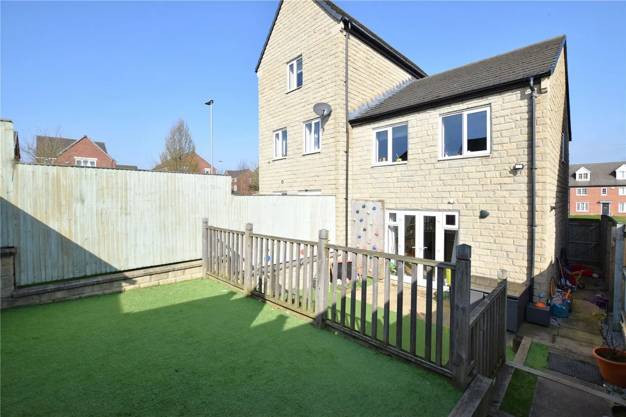3 bed house for sale, Woodlands Way, Whinmoor, LS14