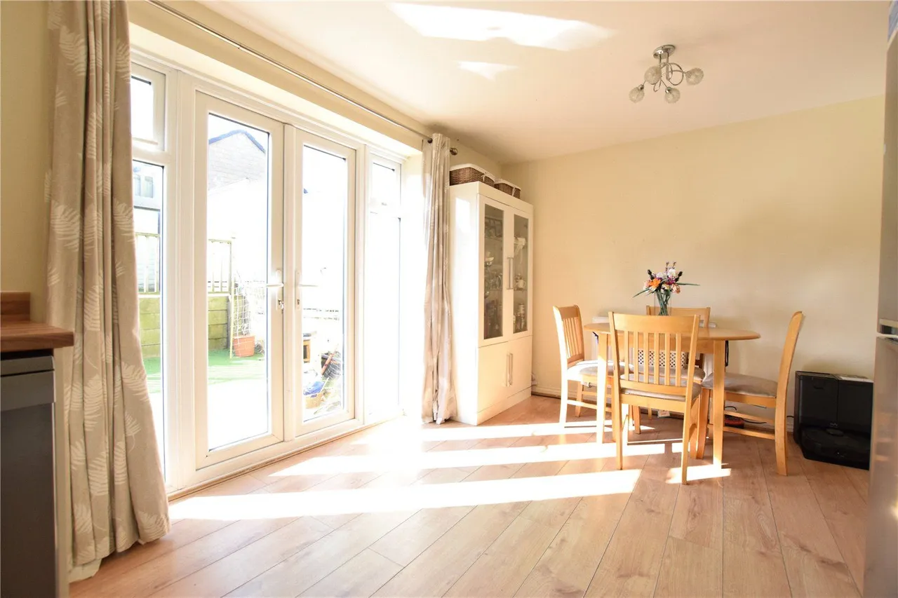 Woodlands Way, Whinmoor, LS14, photo 5