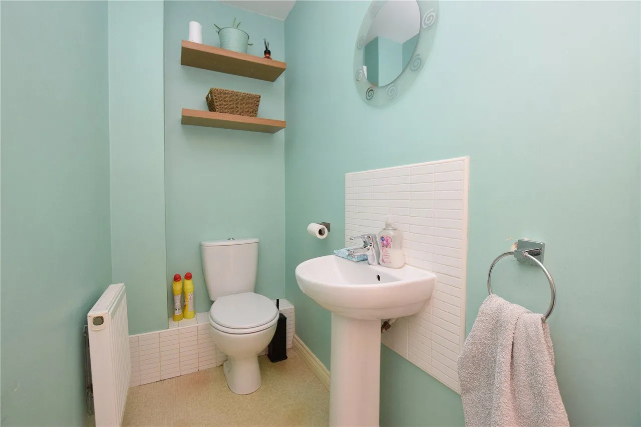 Woodlands Way, Whinmoor, LS14, photo 12