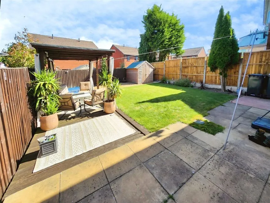 Marsdale Drive, Nuneaton, Warwickshire, CV10, photo 6