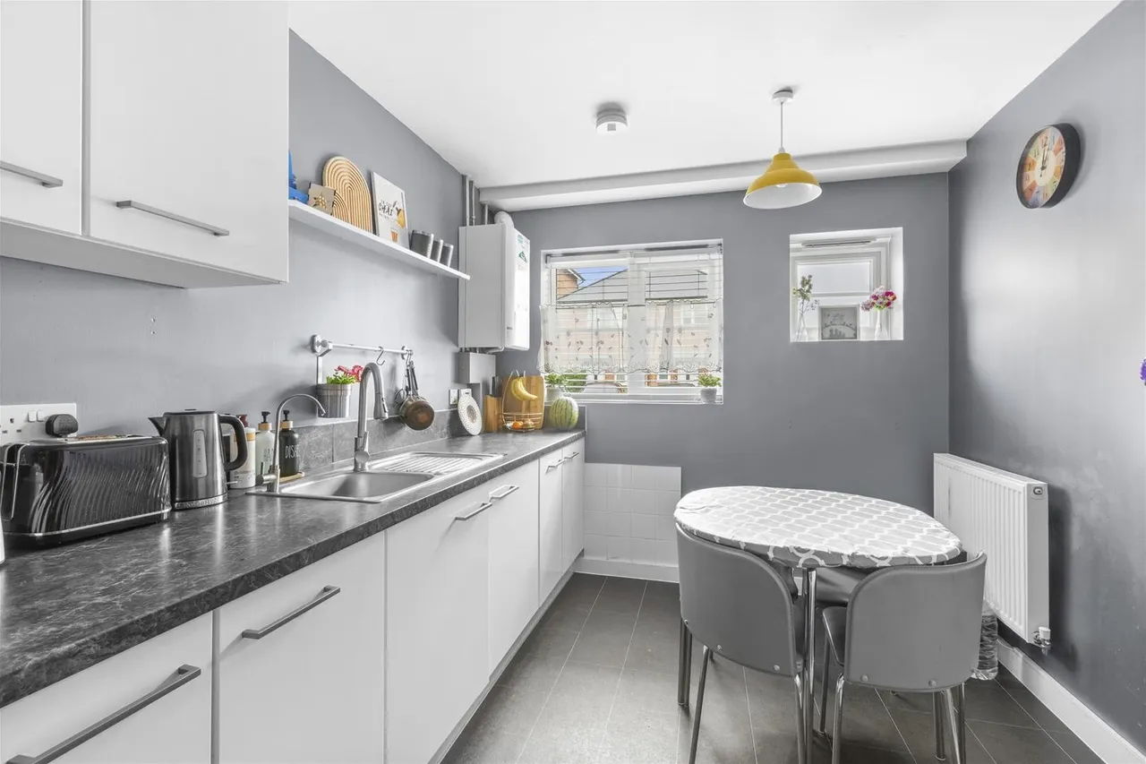Chenille Drive, High Wycombe, HP11, photo 12