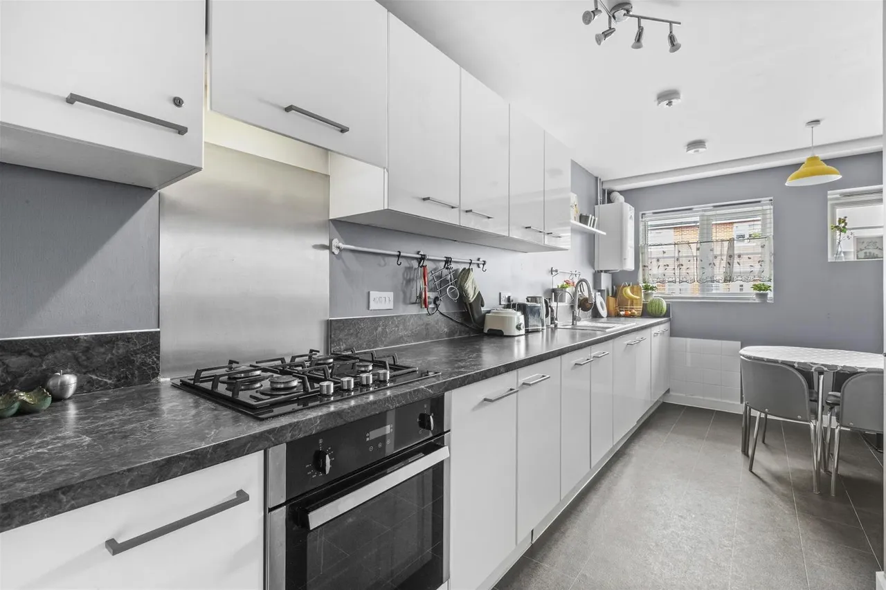 Chenille Drive, High Wycombe, HP11, photo 5