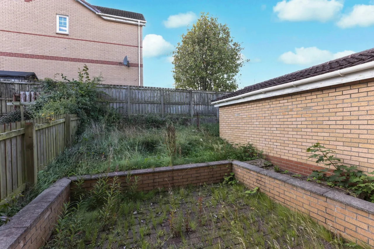 Alloway Crescent, Paisley, Renfrewshire, PA2, photo 11