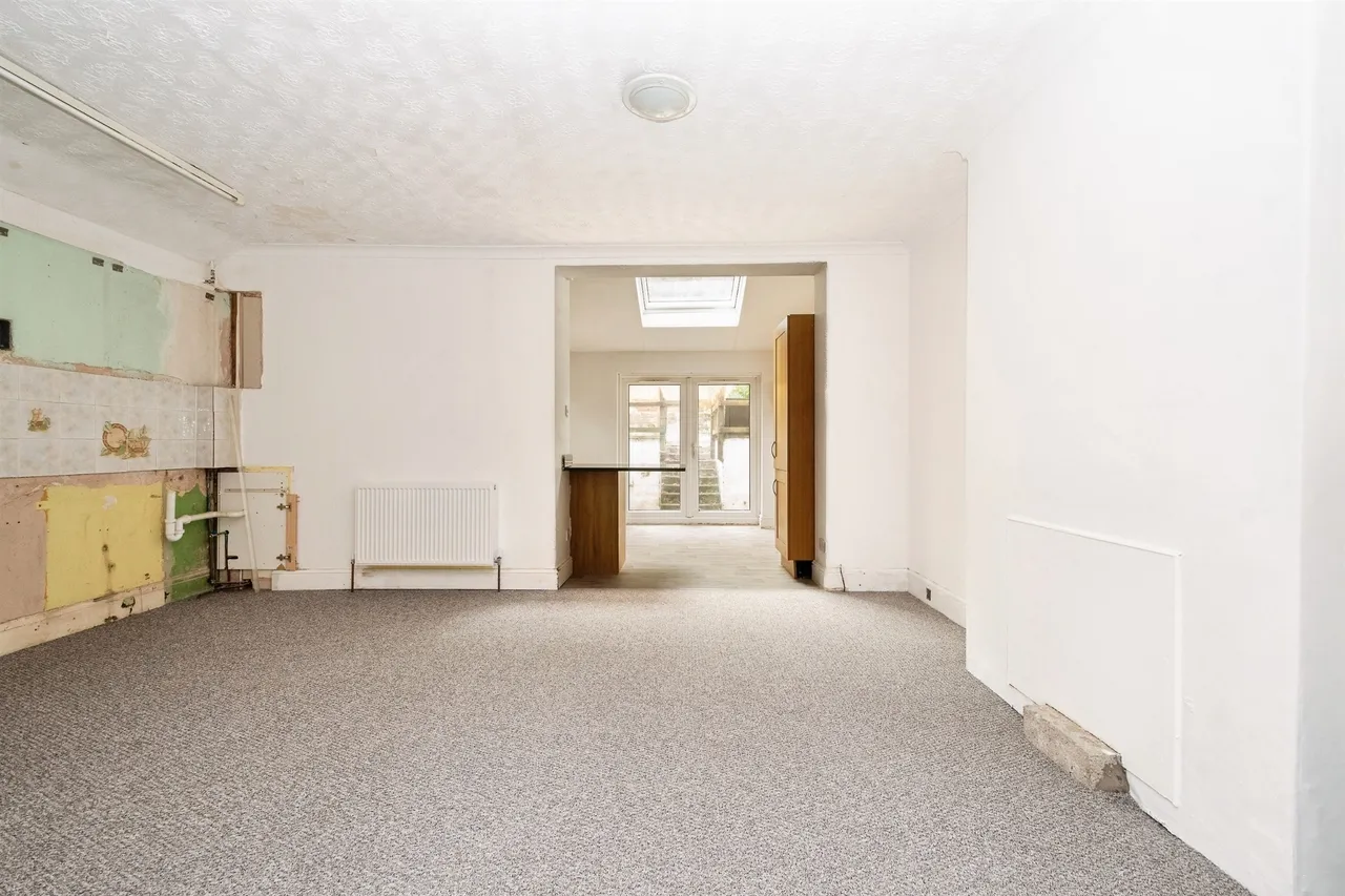 Blandford Road, Plymouth, photo 6