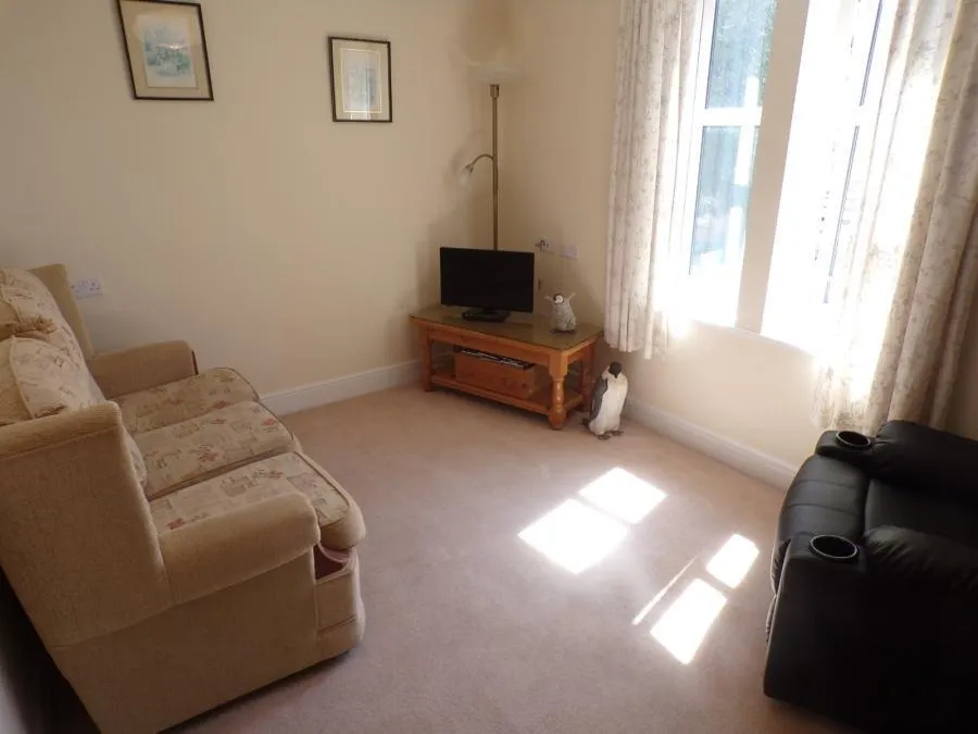 Wardington Court, Welford Road, Kingsthorpe, Northampton, NN2, photo 8