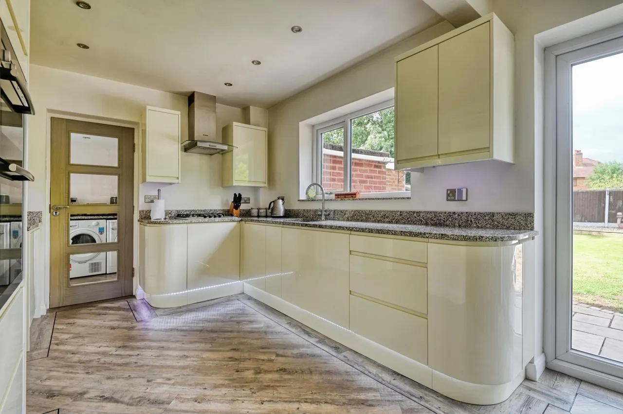 Windsor Road, Castle Bromwich, B36, photo 3