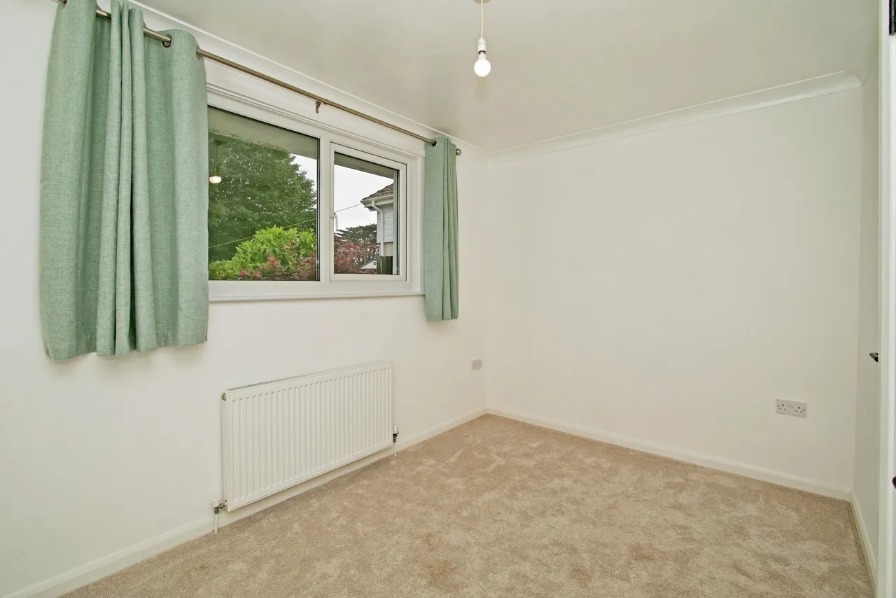 Alexandra Close, Illogan, TR16, photo 8
