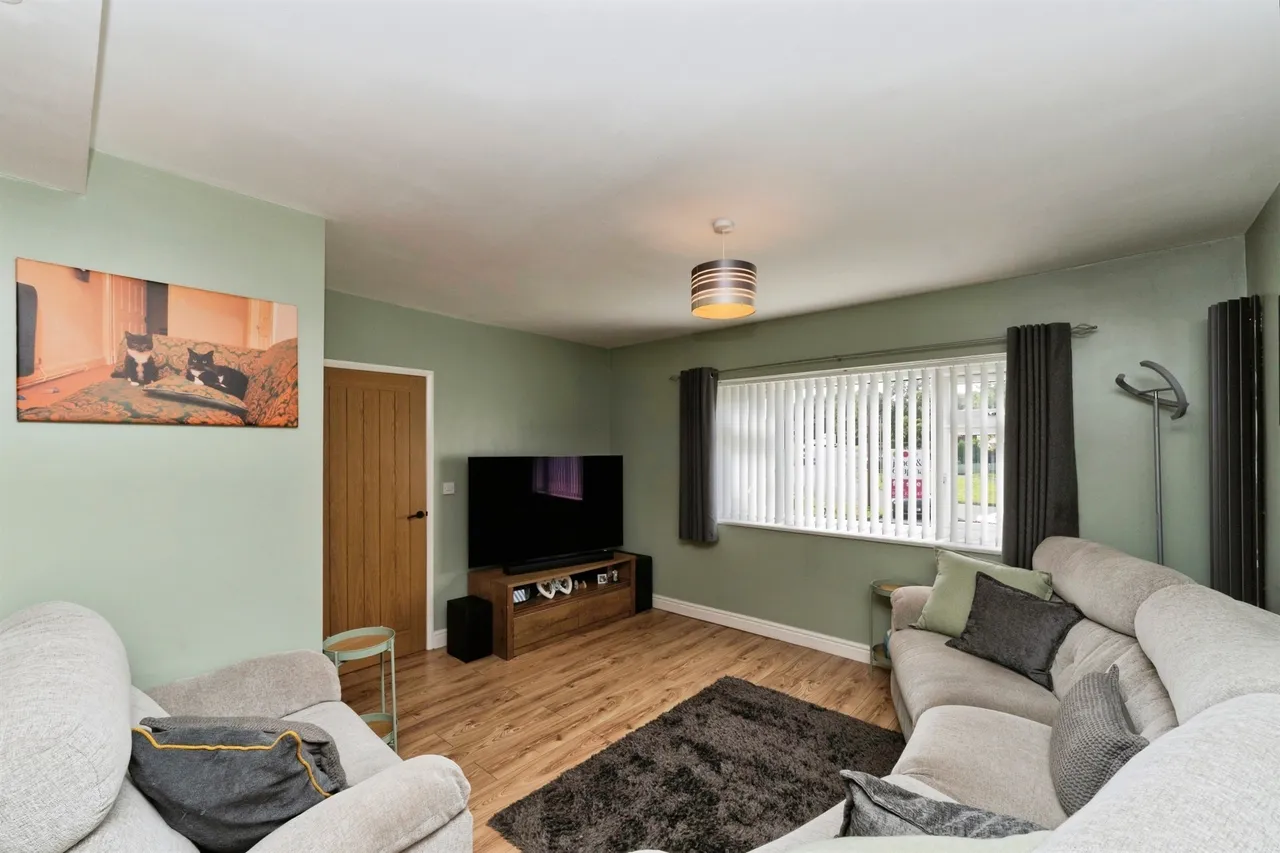 Woodacre Grove, Ellesmere Port, CH66, photo 4
