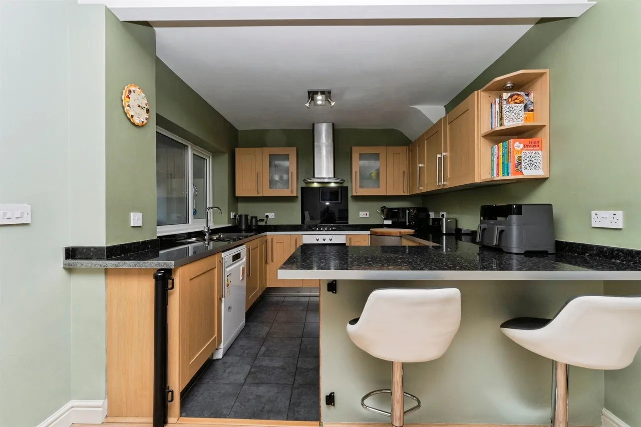 Woodacre Grove, Ellesmere Port, CH66, photo 6