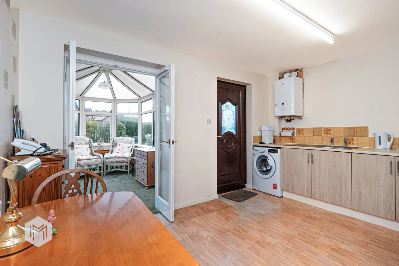 Lomond Drive, Bury, BL8 1UL, photo 9