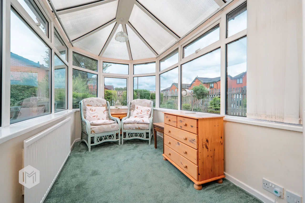 Lomond Drive, Bury, BL8 1UL, photo 8