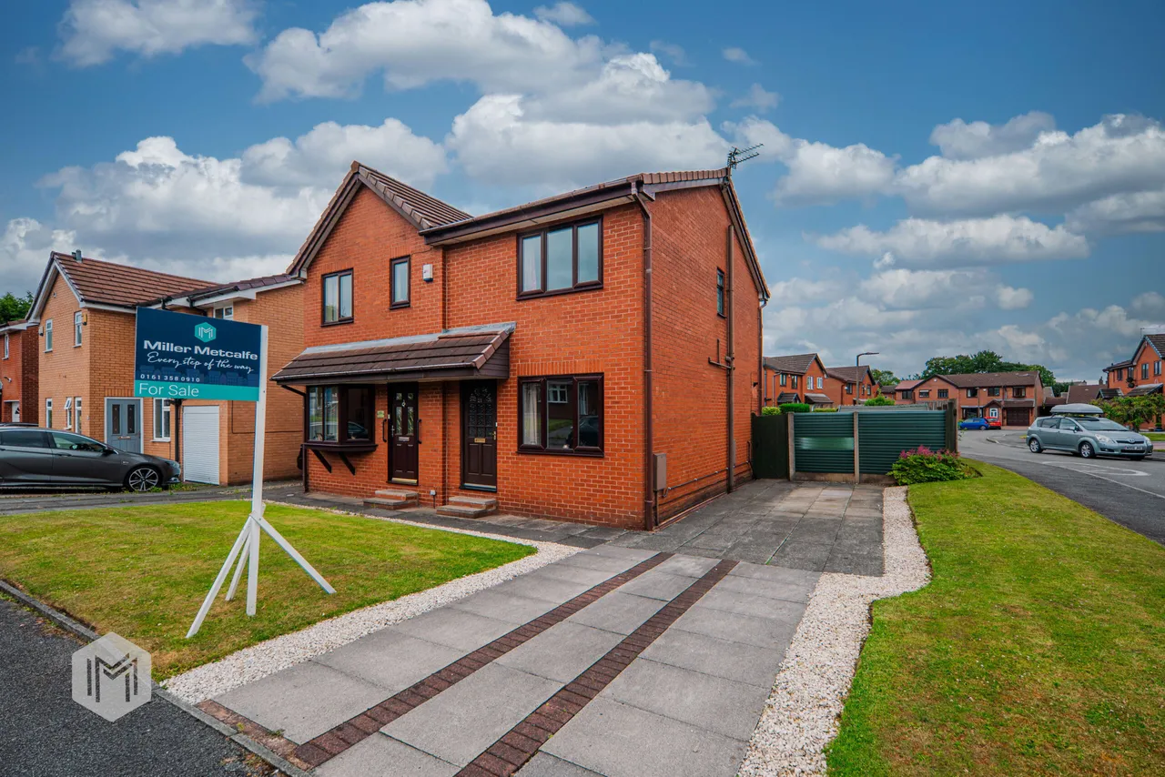 Lomond Drive, Bury, BL8 1UL, photo 4