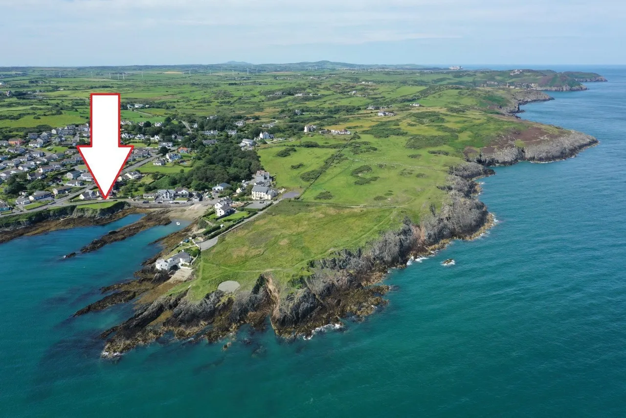 Bull Bay, Amlwch, LL68, photo 17