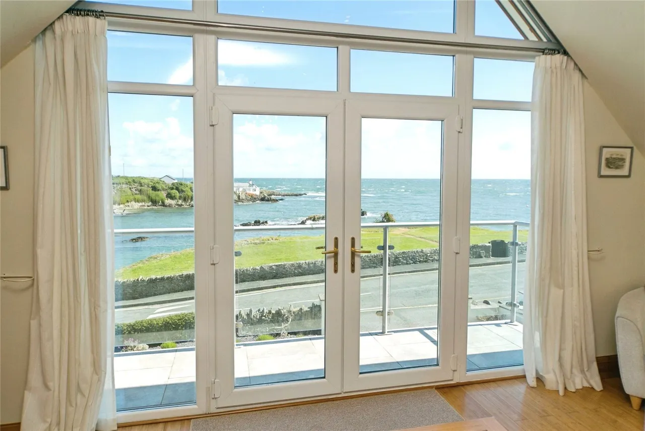 Bull Bay, Amlwch, LL68, photo 6
