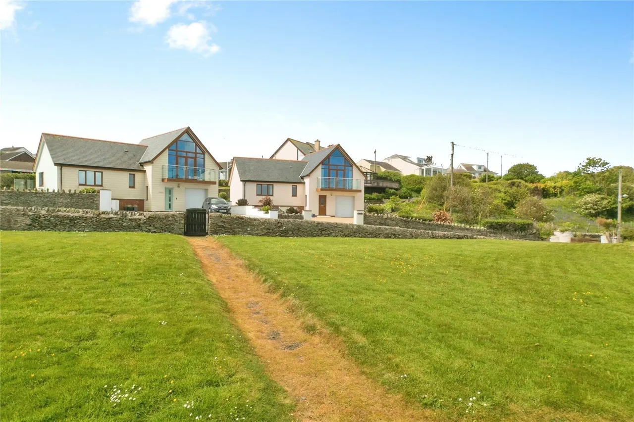 Bull Bay, Amlwch, LL68, photo 13