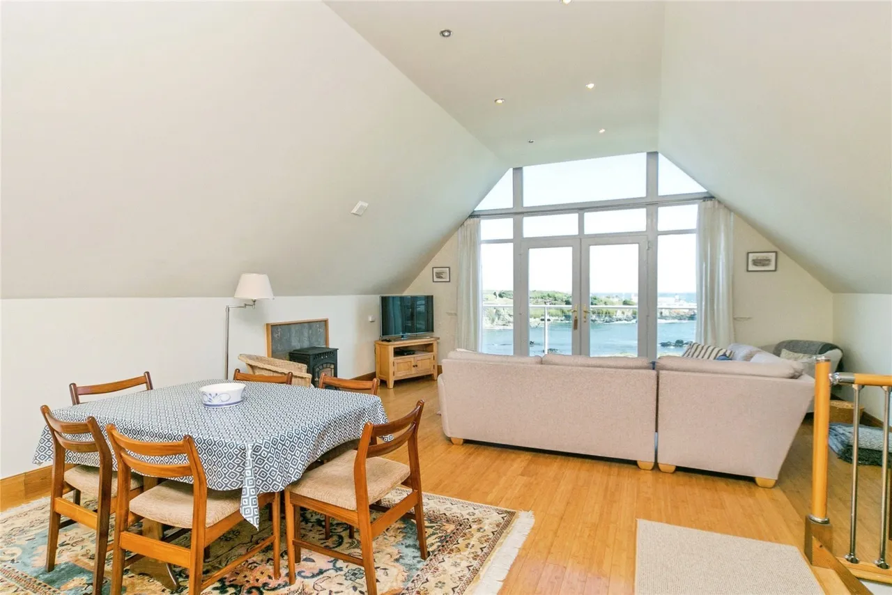 Bull Bay, Amlwch, LL68, photo 25