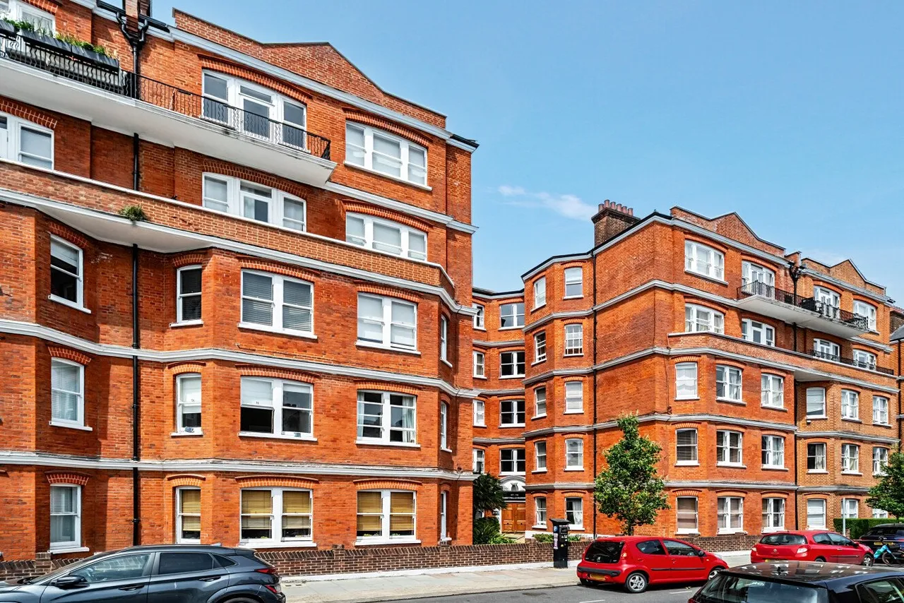 Lurline Gardens, Battersea, London, SW11, photo 5