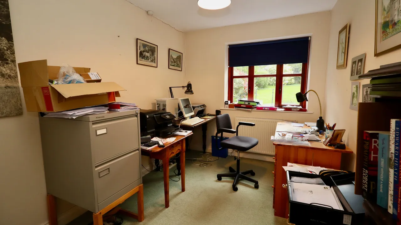 Meadowbank, Glastonbury, photo 14