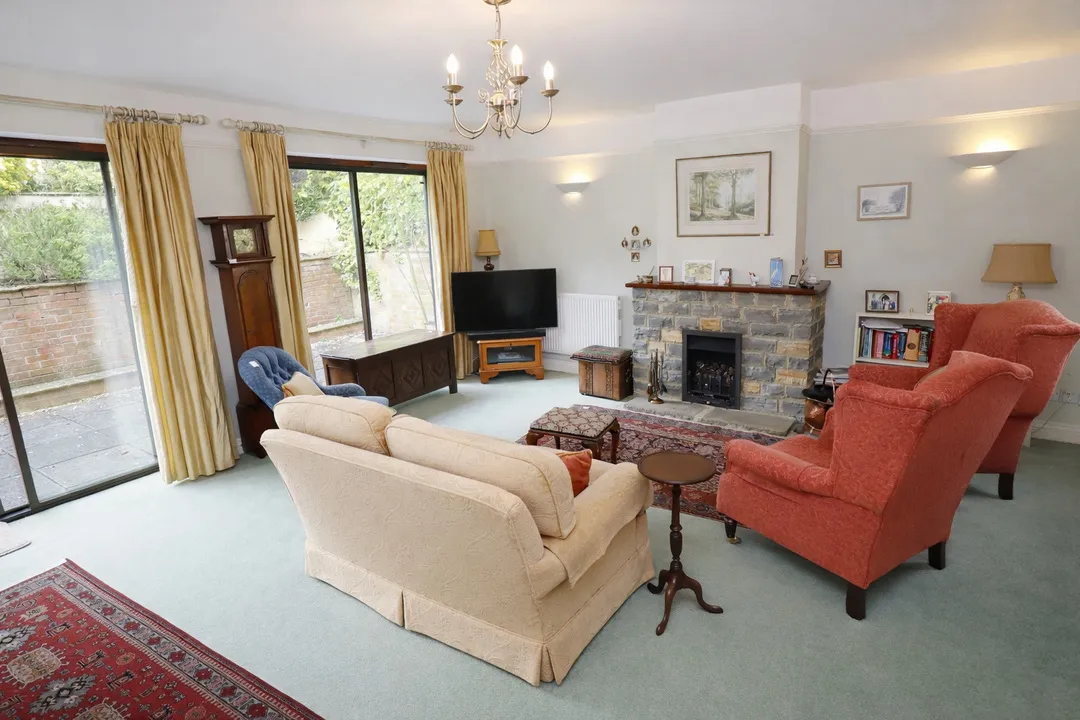 Meadowbank, Glastonbury, photo 7