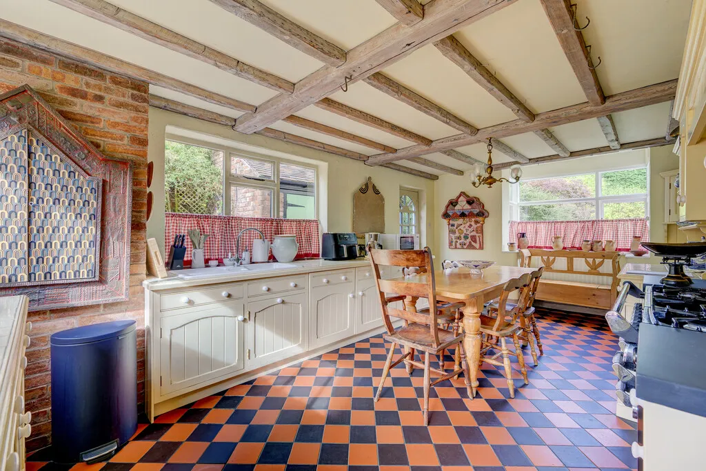 Cheshire Street, Market Drayton, photo 15