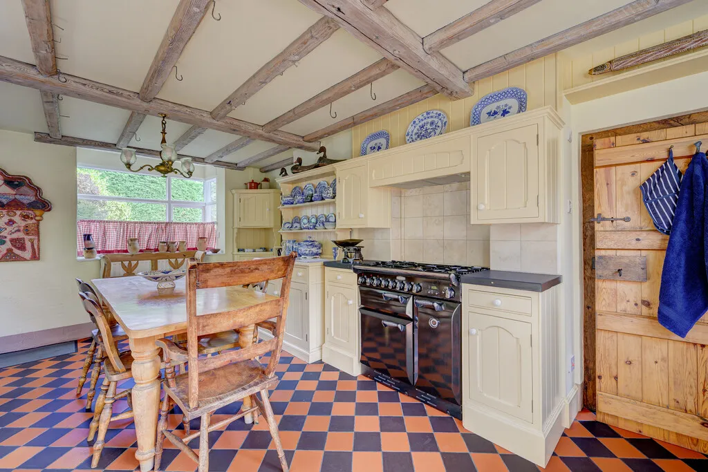 Cheshire Street, Market Drayton, photo 13