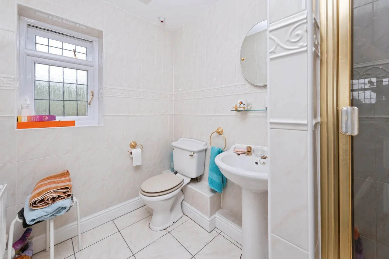 St. Mellion Drive, Great Denham, MK40, photo 17