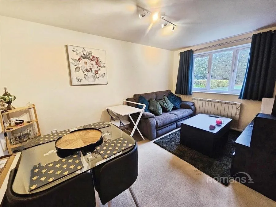 Walpole Road, Slough, SL1, photo 4