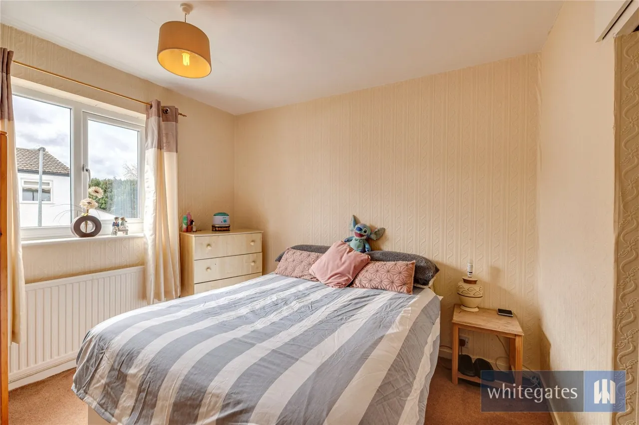 John Middleton Close, Hale Village, L24, photo 23