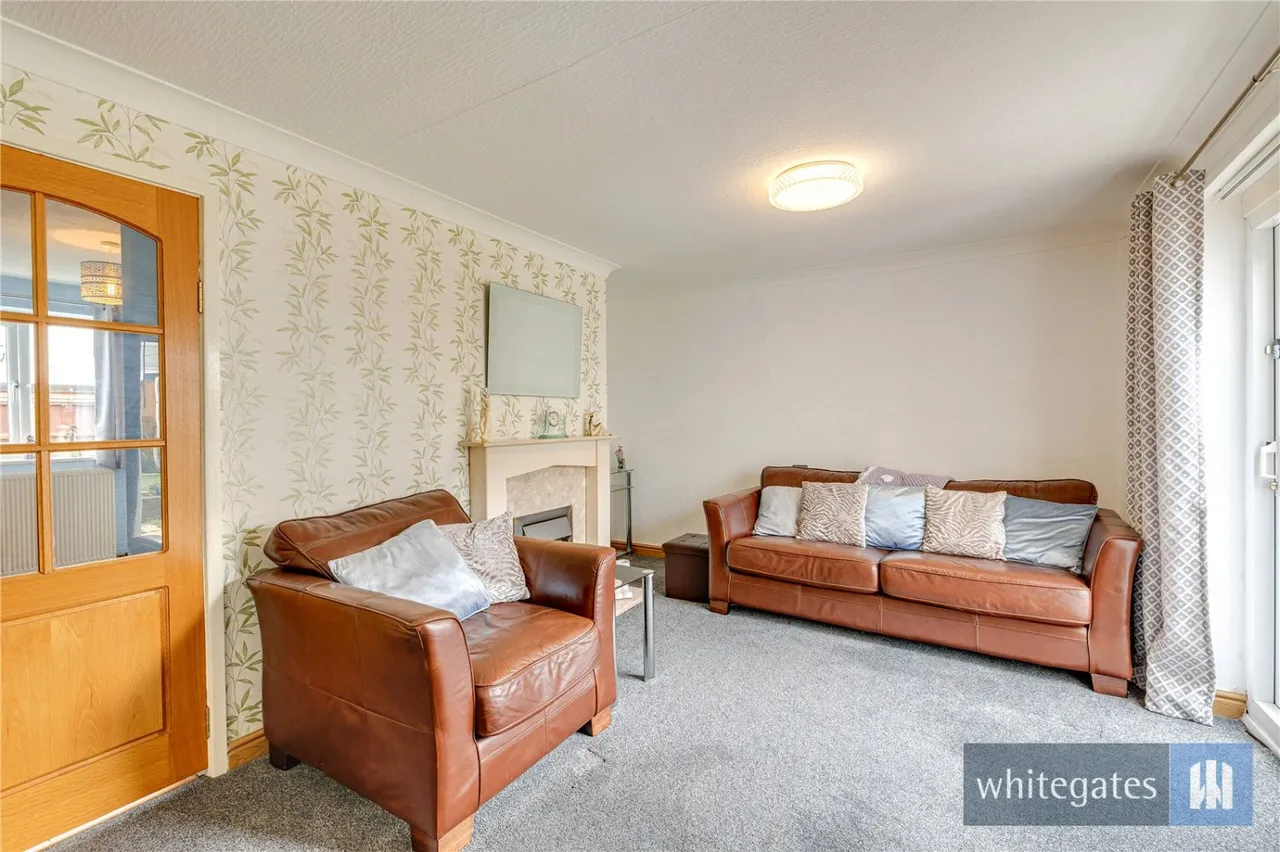 John Middleton Close, Hale Village, L24, photo 8