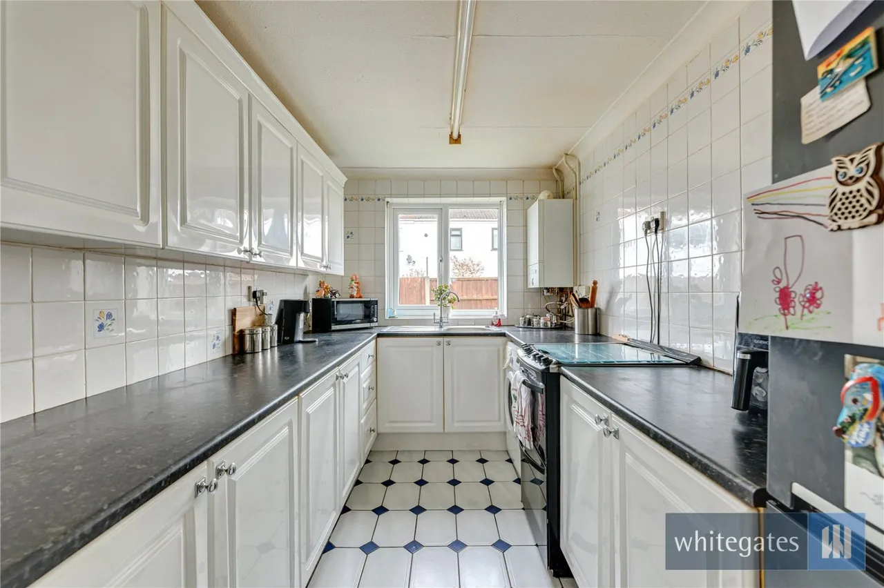 John Middleton Close, Hale Village, L24, photo 11
