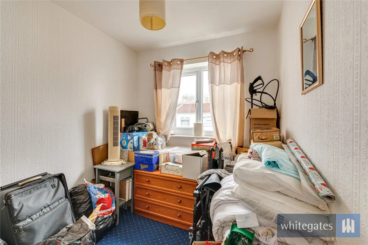 John Middleton Close, Hale Village, L24, photo 26