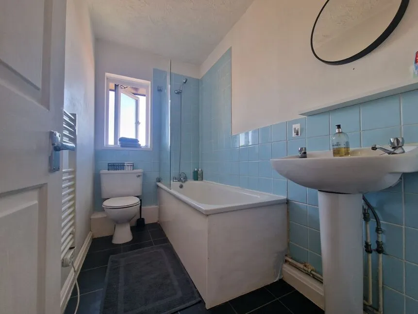 Rowan Court, Southsea, Hampshire, PO4, photo 9