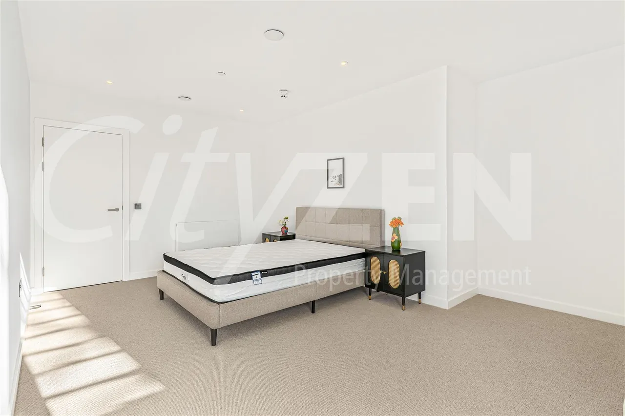 Carnwath Road, London, SW6, photo 7