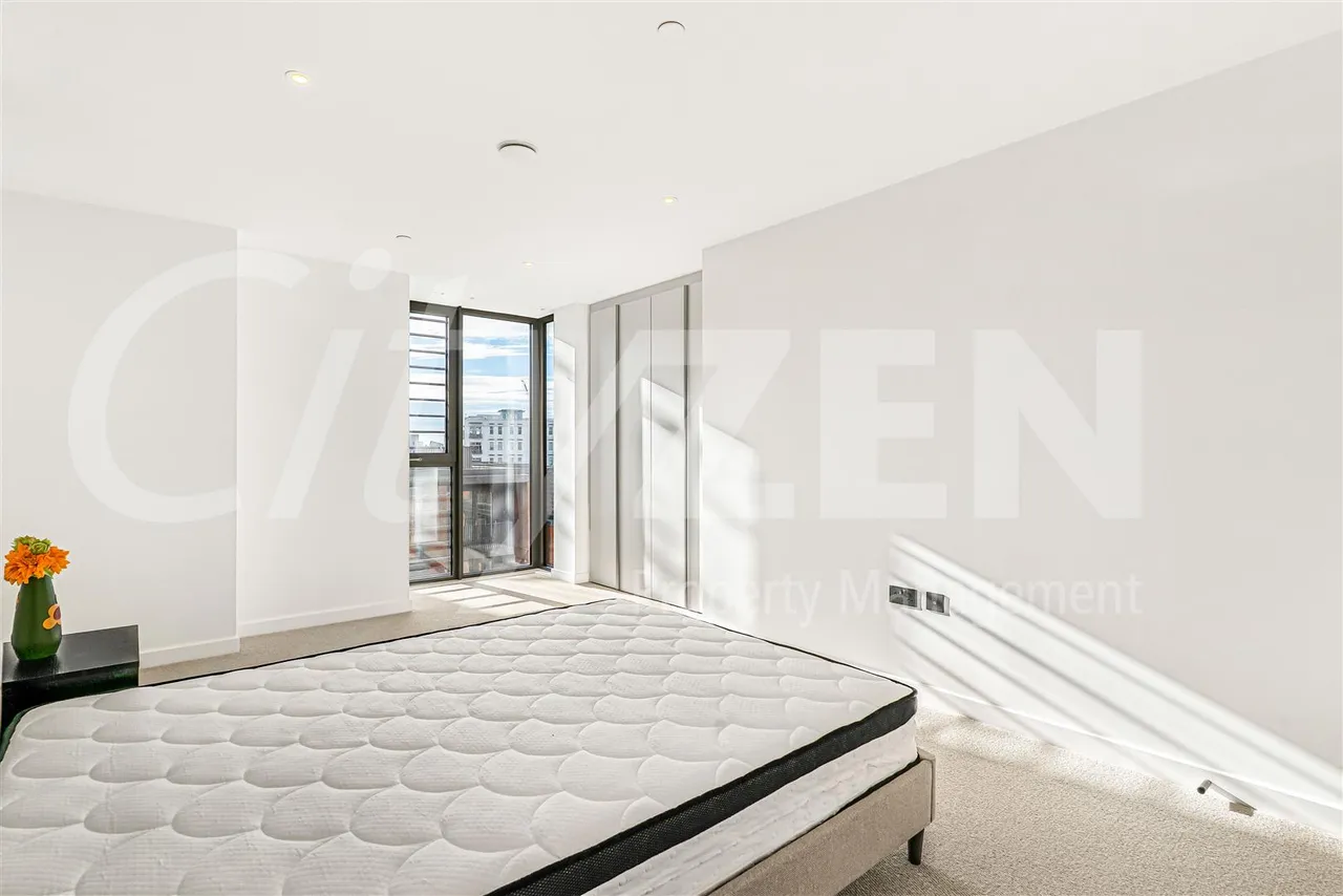 Carnwath Road, London, SW6, photo 4