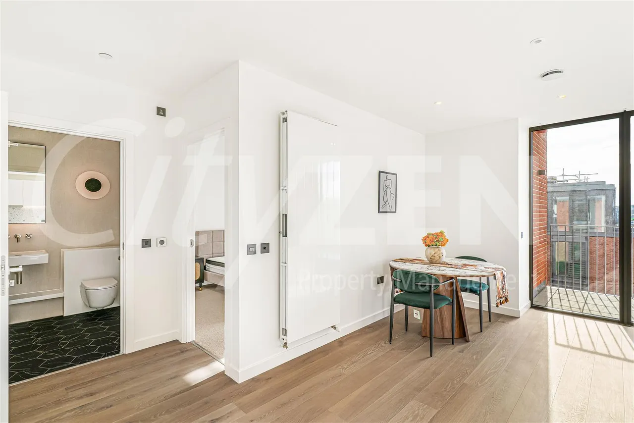 Carnwath Road, London, SW6, photo 10