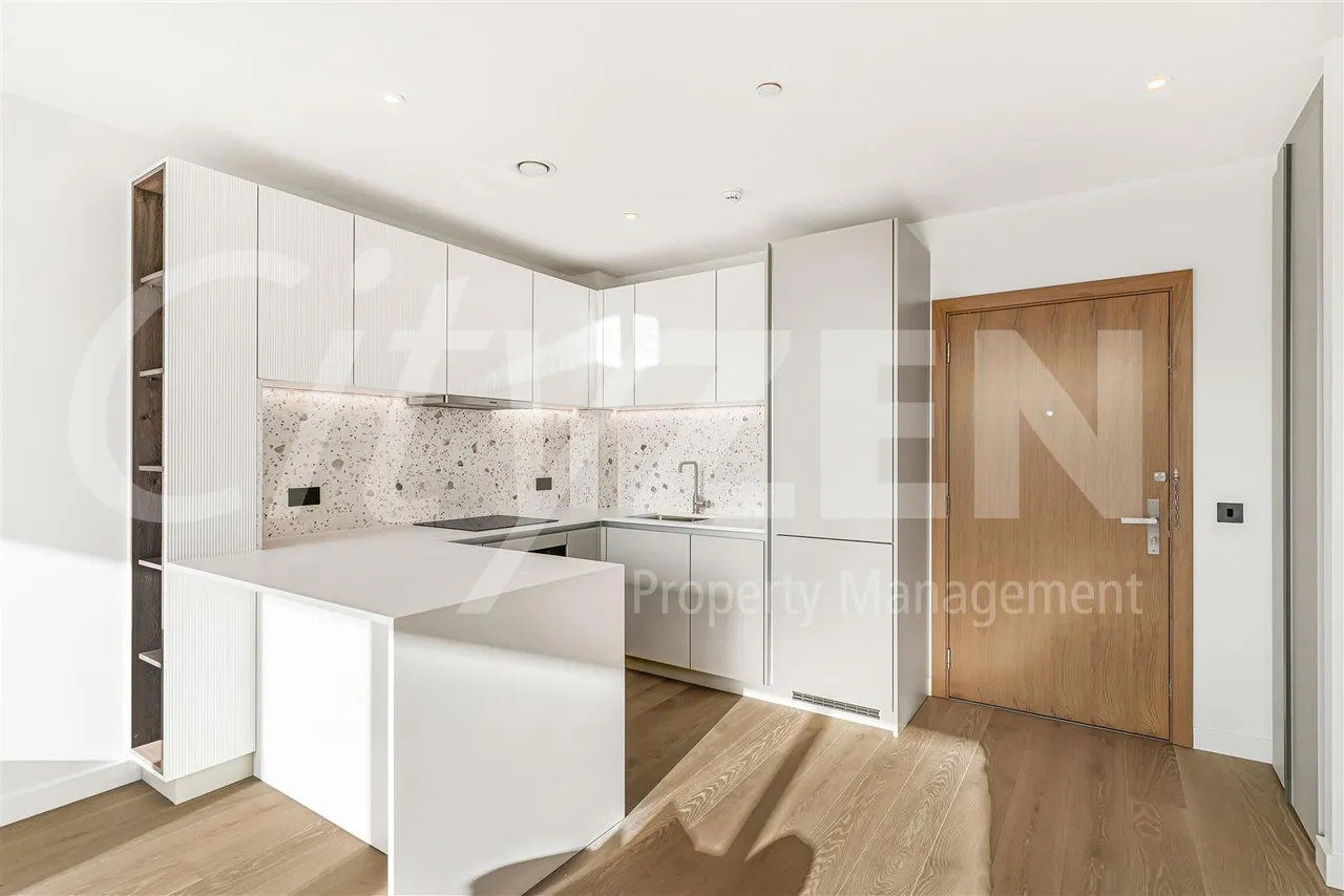 Carnwath Road, London, SW6, photo 8