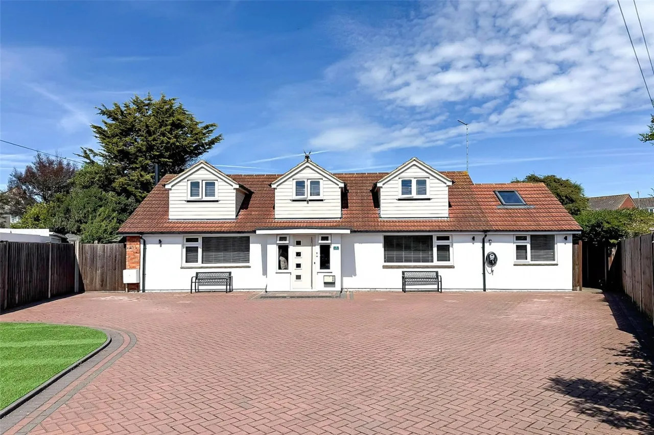 3 bed house for sale, Littlehampton, BN17