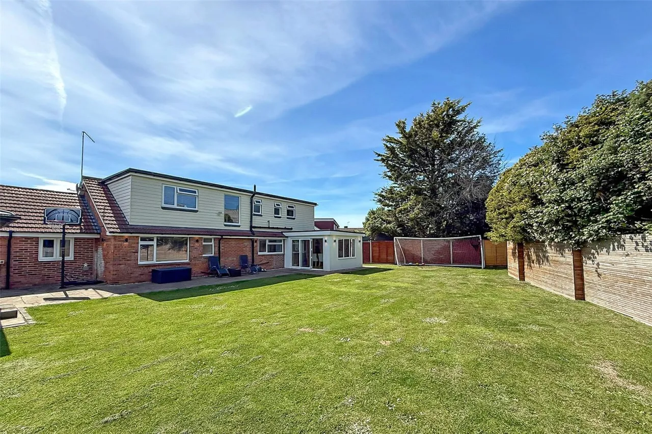 Littlehampton, BN17, photo 19
