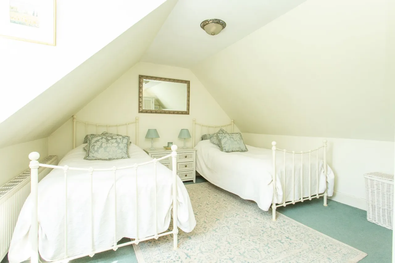 Wayborough Hill, Minster, CT12, photo 19