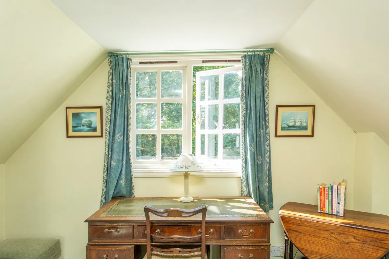 Wayborough Hill, Minster, CT12, photo 24
