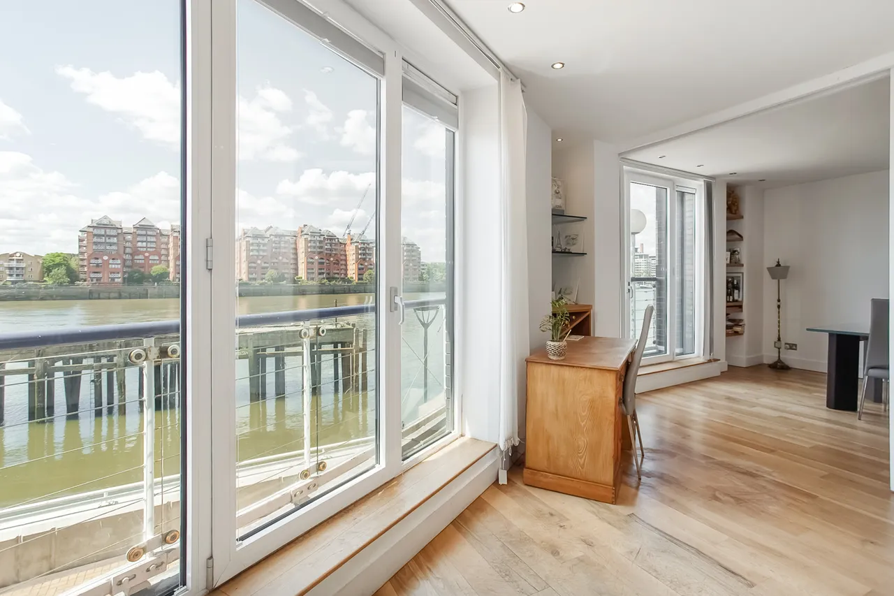 Clove Hitch Quay, London, SW11, photo 10