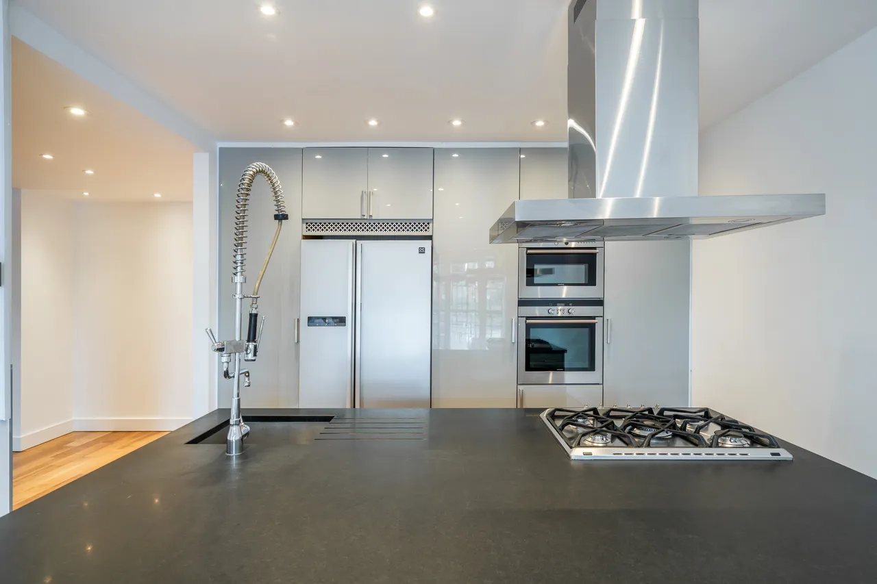 Clove Hitch Quay, London, SW11, photo 9
