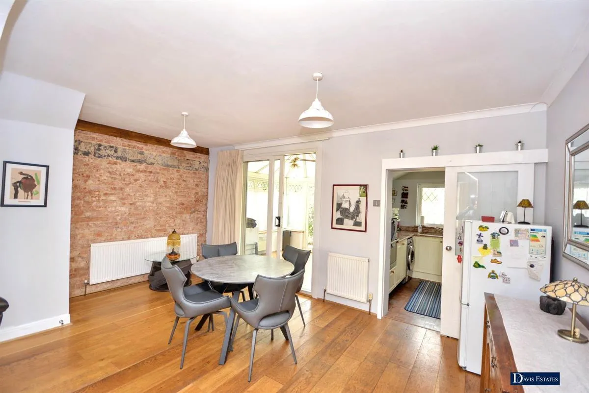 Kenilworth Gardens, Hornchurch, RM12, photo 7