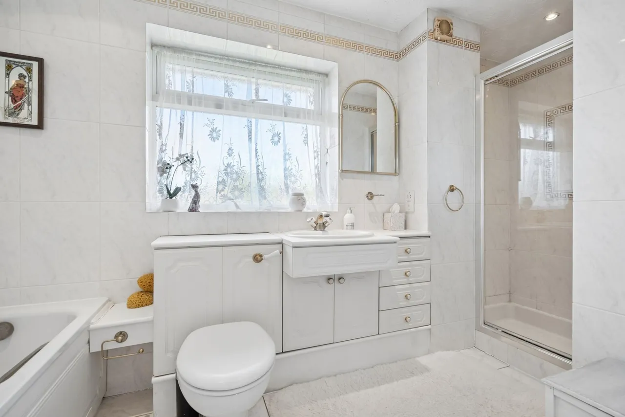 Mynchen Road, Beaconsfield, HP9, photo 13
